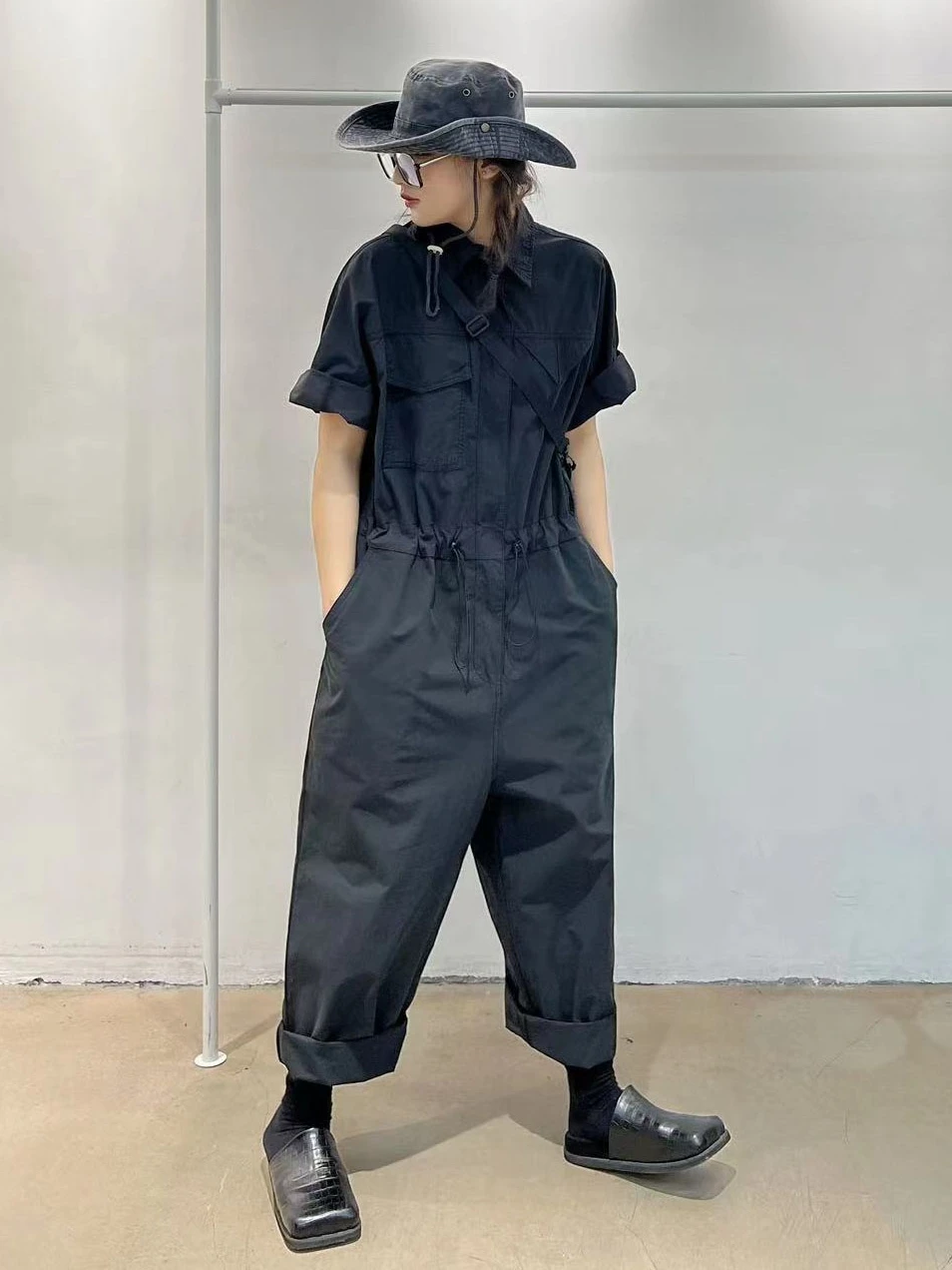 Nowe Letnie Oryginalne Artystyczne Luźne Bawełniane Monochromatyczne Spodnie Jednoczęściowe z Wysokim Stanem, Długość 7/8, Do Pracy i na Co Dzień