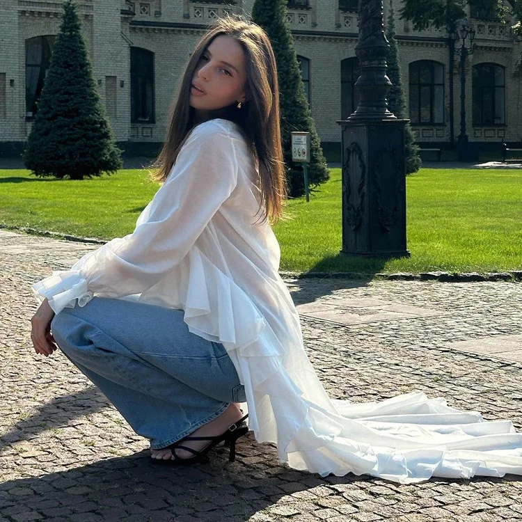 セクシーなルーズ白の女性のシャツファッション V ネック長袖シャツエレガントなフリル不規則なトップ女性服ブラウス