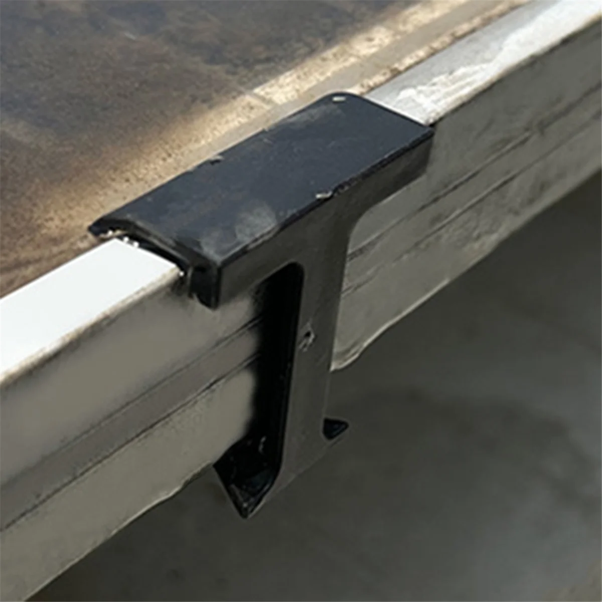 مشابك تصريف المياه الجانبية ، مشابك وحدات الكهروضوئية للوحة تصريف المياه الكهروضوئية ، 35 ، 30 ،