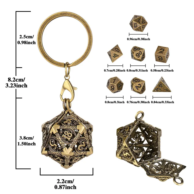 Kleine draagbare sleutelhanger met holle D20 metalen behuizing Tiny 7-delige polyhedrale metalen dobbelstenen set gaming dobbelstenen accessoire