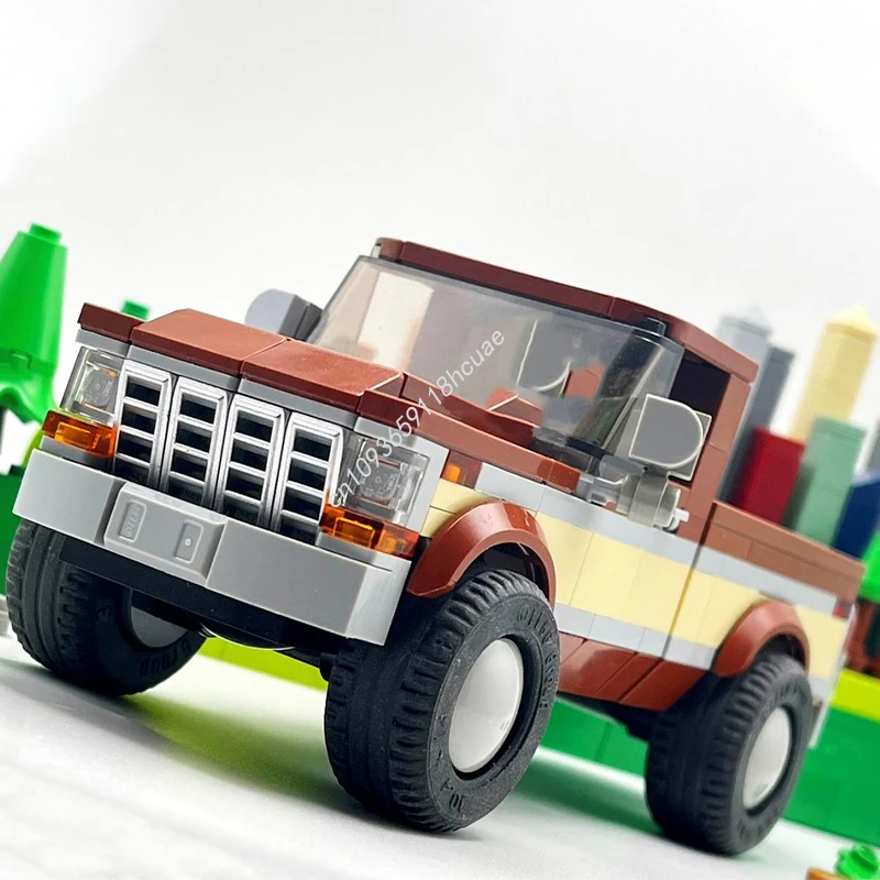 

240pcs MOC 1978 Built Tough F-150 City Champions Modular Buildings asy-to-Start Beginner Friendly Kit Christmas Gift