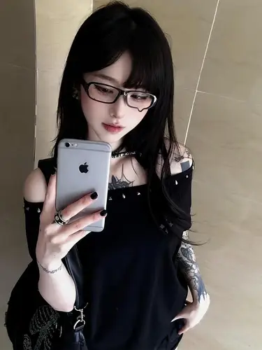 Imagen 2 del producto Seeslim-Camiseta negra con hombros descubiertos para mujer, ropa cruzada de manga corta de los años 2000, camisetas Y2k de verano, ropa femenina elegante Vintage