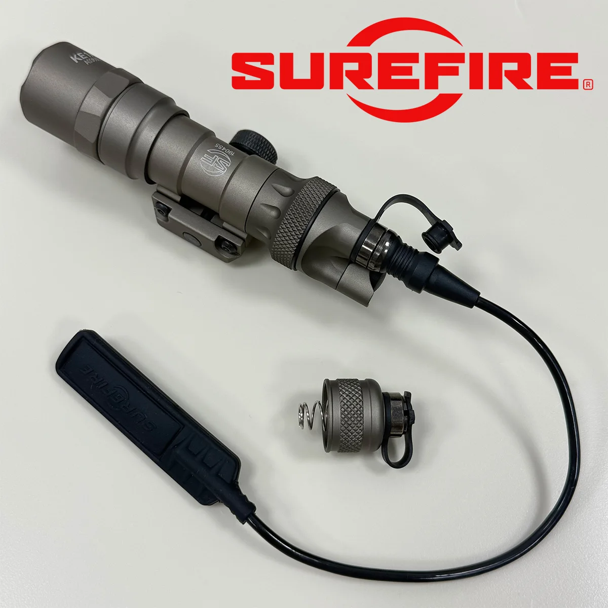 Surefire M300B M300C M600B M600C Tactical Flashlight with Dual Function Pressure Switch Fits 20mm Rail Metal LED Scout Light