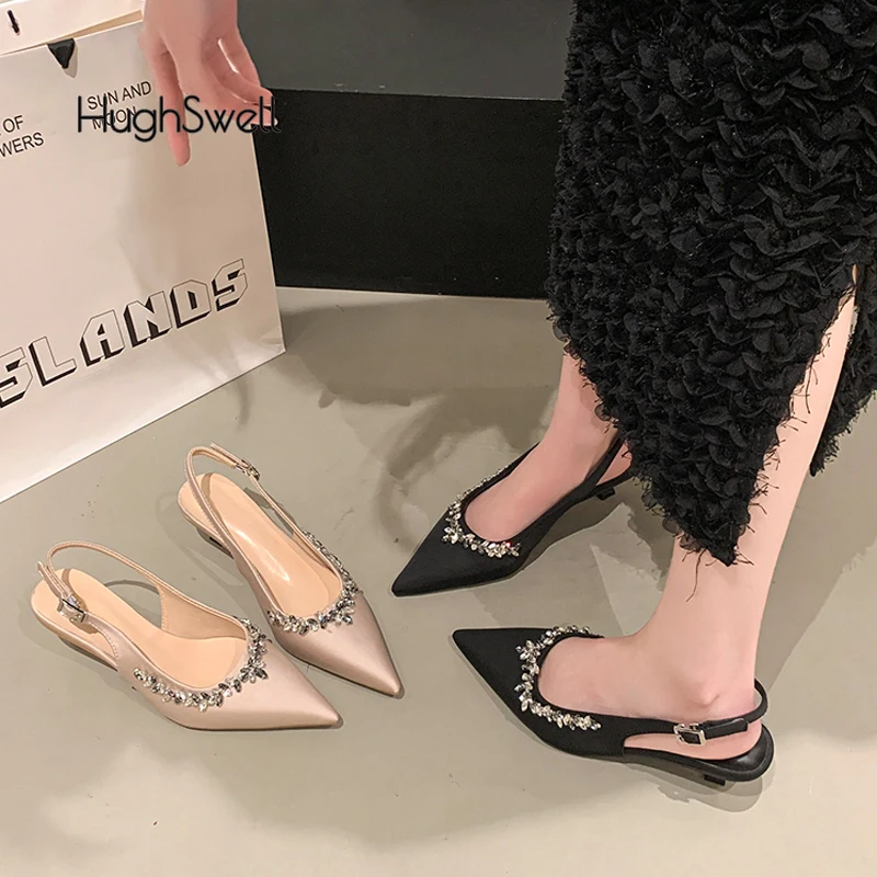 

Luxury Crystal Chain Kitten Heel Slingback Sandals Woman Elegant Point Toe Satin Silk Evening Party Shoes in Champagne Color