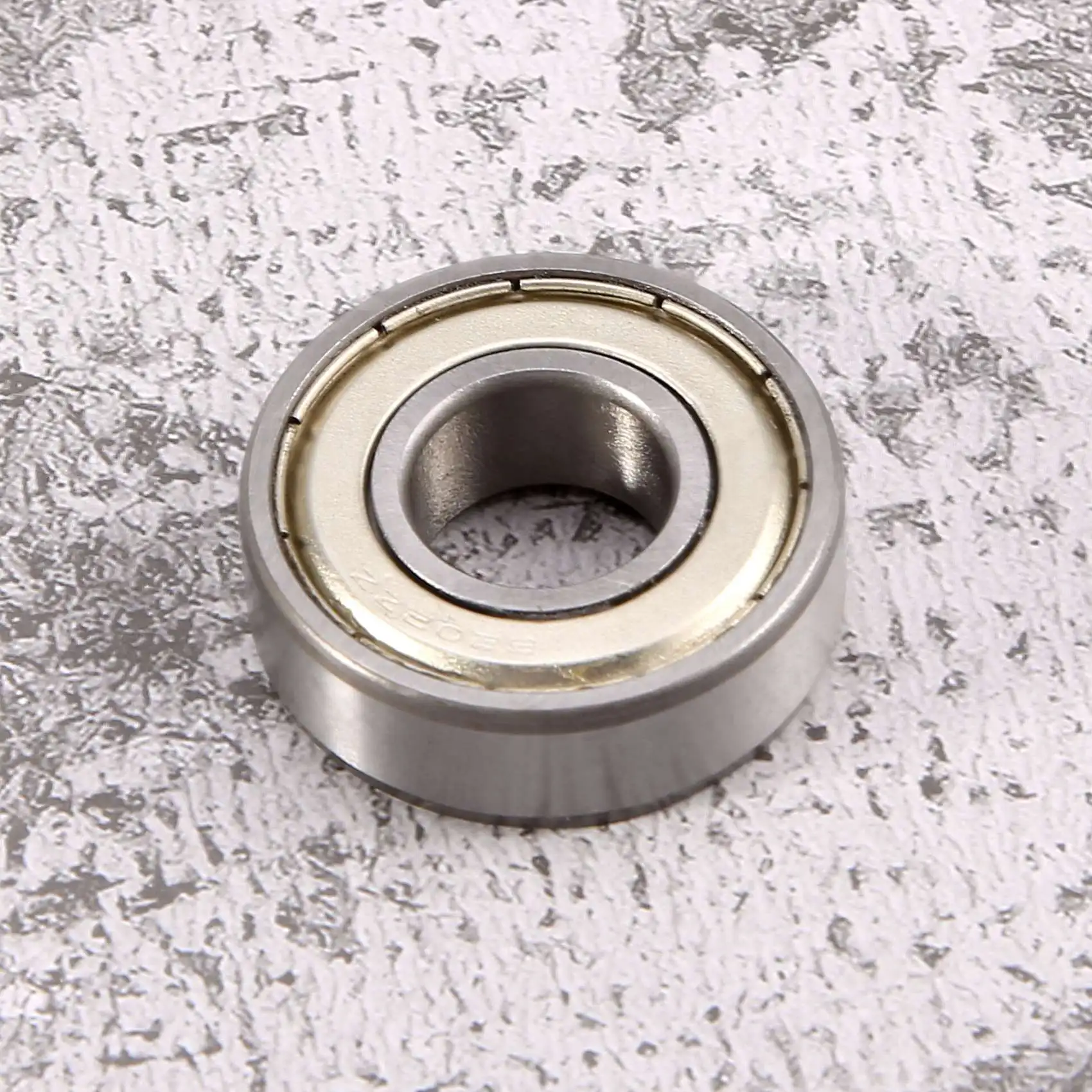A74U 15x35x11mm Shielded Miniature Deep Groove Ball Radial 6202Z Ball Bearing Silver + White