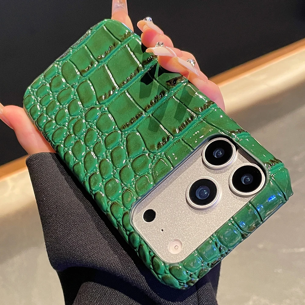 

Luxury Crocodile Leather Pattern Phone Case For iPhone 17 air 16 15 14 13 12 11 Pro Max Ultra-thin Silicone Cover