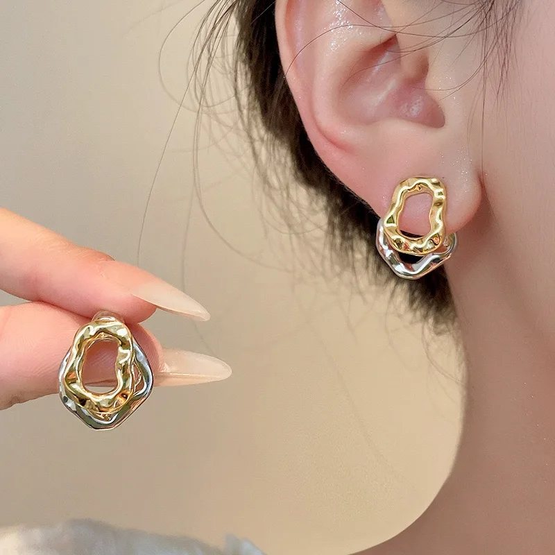 

PAPERPLUS | Korean Fashion Gold Earrings for Women2024. Round Circle.Lava Texture.1Pair.Alloy.Niche and Delicate.Simple Charms