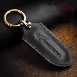 DIY Leather Airtag Holder Keychain Portable Handmade Genuine Leather Air Tag Holder with Keyring Full Coverage Air Tags