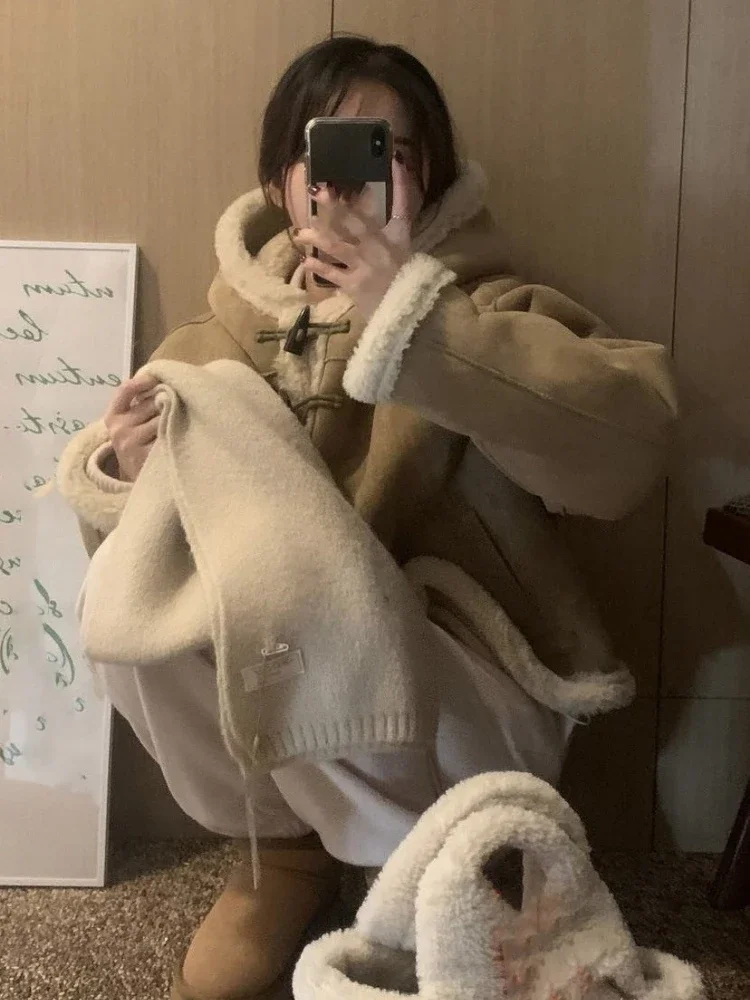 2025 Ropa Mujer lana de cordero Patchwork abrigo Mujer Vintage todo fósforo chaquetas con botones de cuerno para Mujer Casual moda prendas de vestir con capucha