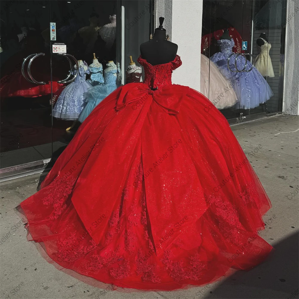 Ebullient สีแดงเม็กซิกัน Quinceanera เดรสโบว์ลูกปัด Applique วันเกิดพรรคบอลชุด vestidos de 15 quinceañera ที่กําหนดเอง