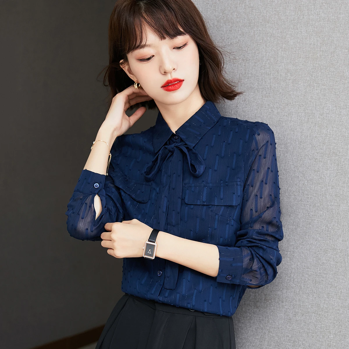 

Spring Autumn Long Sleeve Bow Button Navy Shirt Women Tops French Elegant Chic Loose Bussiness Casual Office Lady Blouse C1412