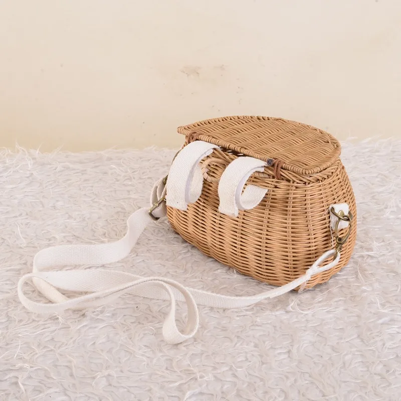 Cartoon House Shaped Bag Wicker Woven Child Basket Summer Beach Straw Bag Fashion Lady Single Shoulder Handbag Home Organizer