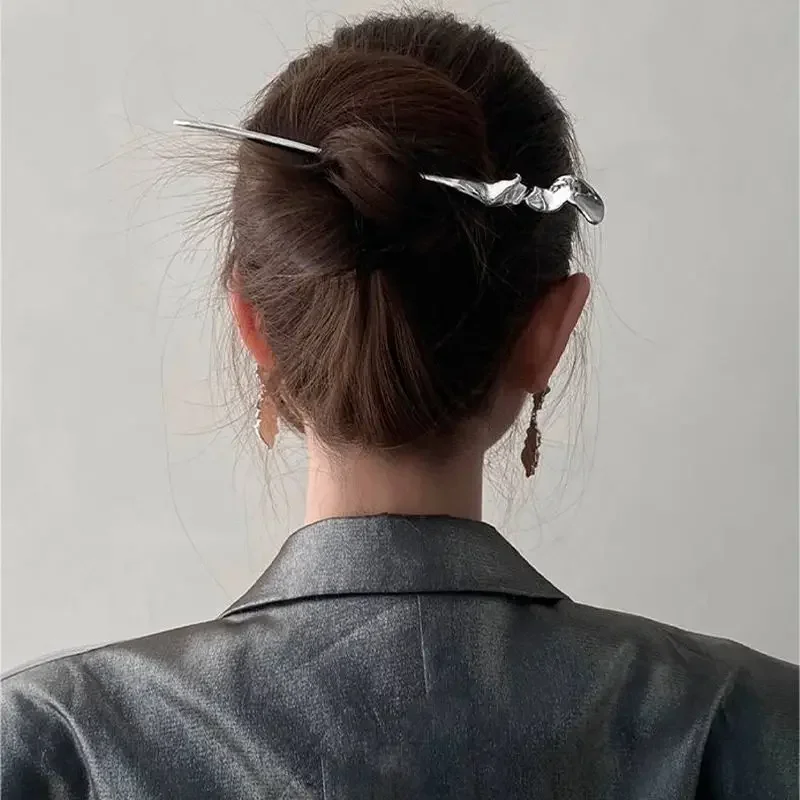 Thumbnail 4 - #61 Latest Trendy Hair Clips Offers