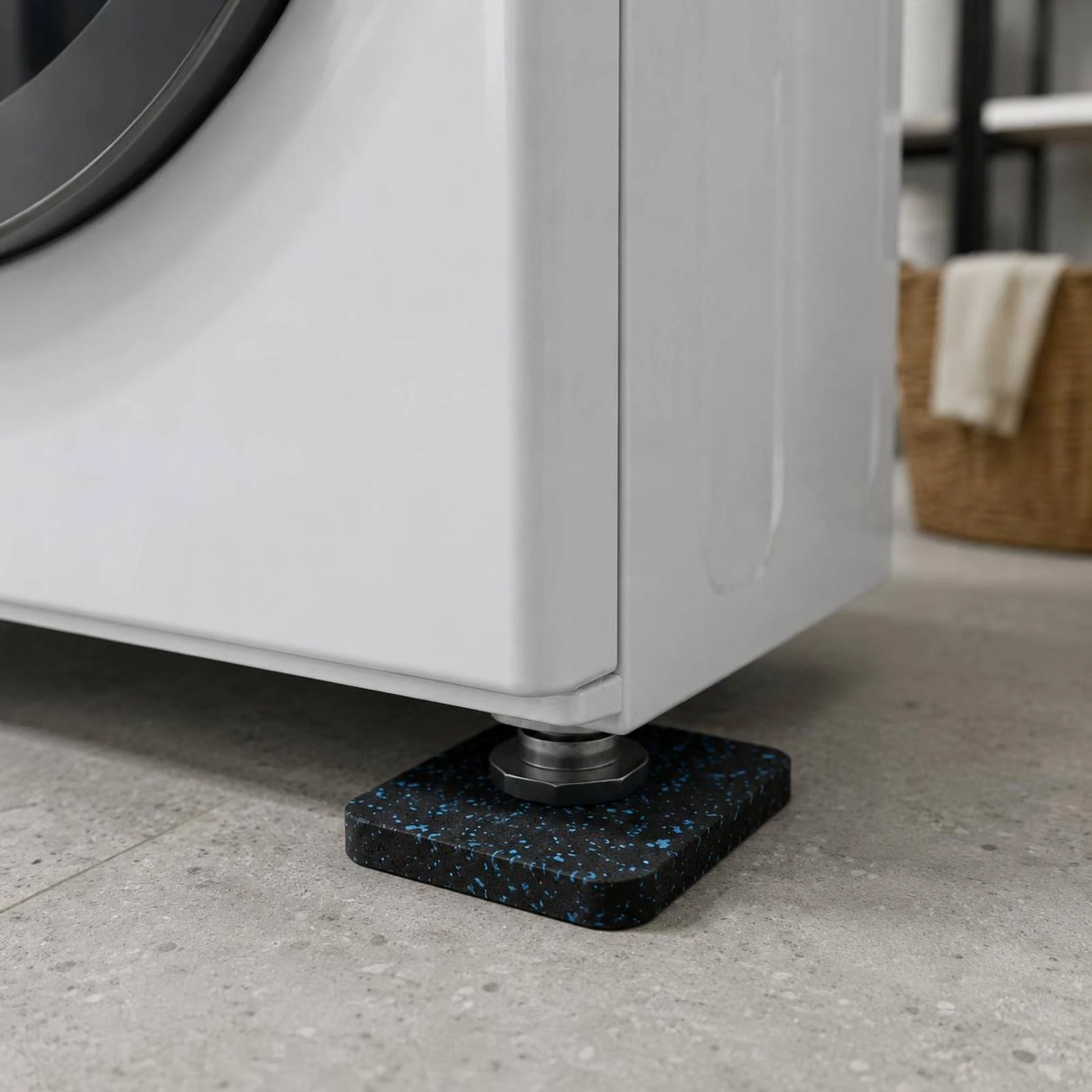 Anti-Vibration Mat Rounded Corners Noise-Reducing Mat Rubber Shock Absorbing Pad Long-Lasting Home Accessory Easy to Clean - view 6