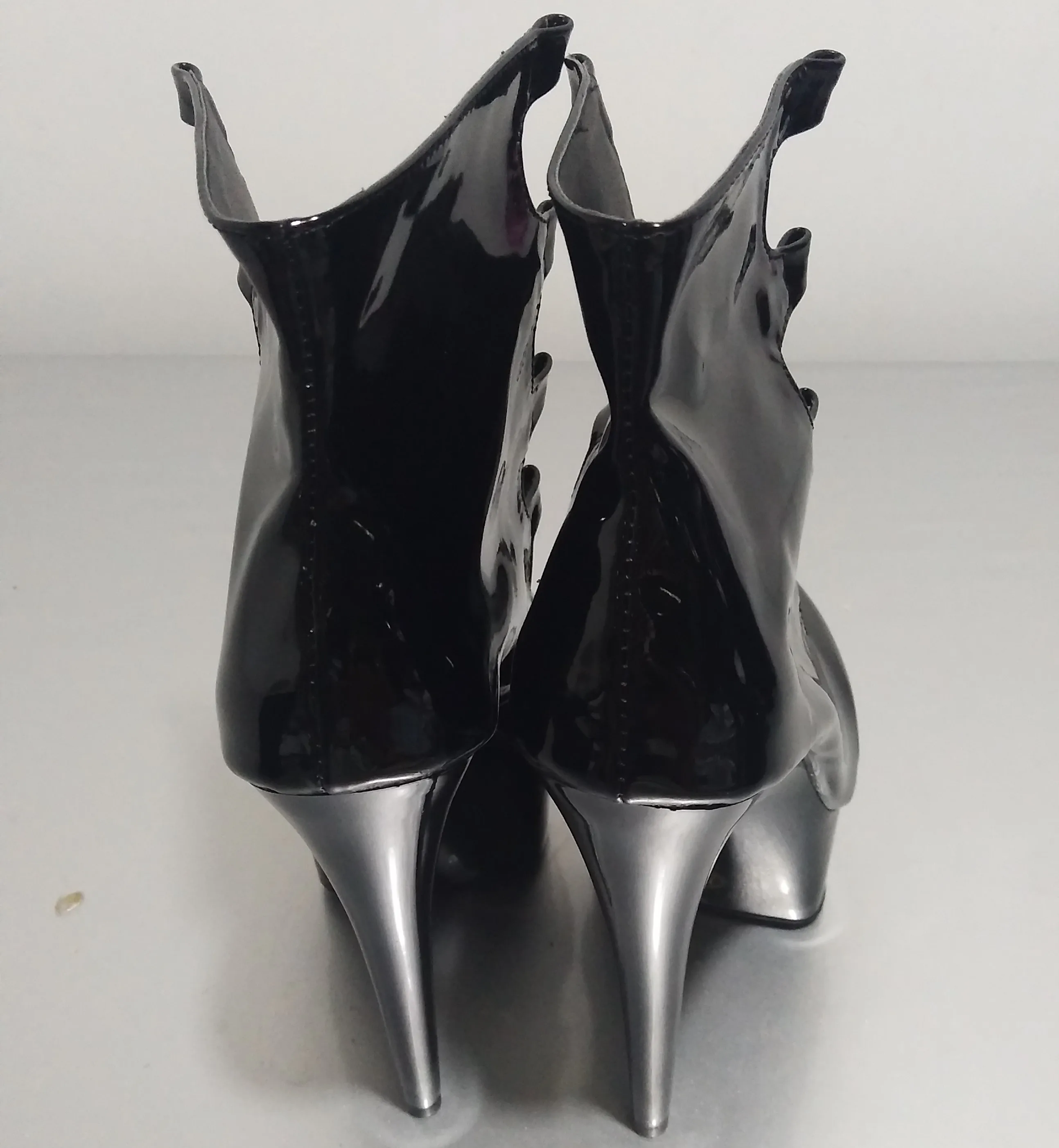 15cm Mature temptation Mysterious sexy fashion ultra-high documentary shoes black Roman style hollow out super high heels