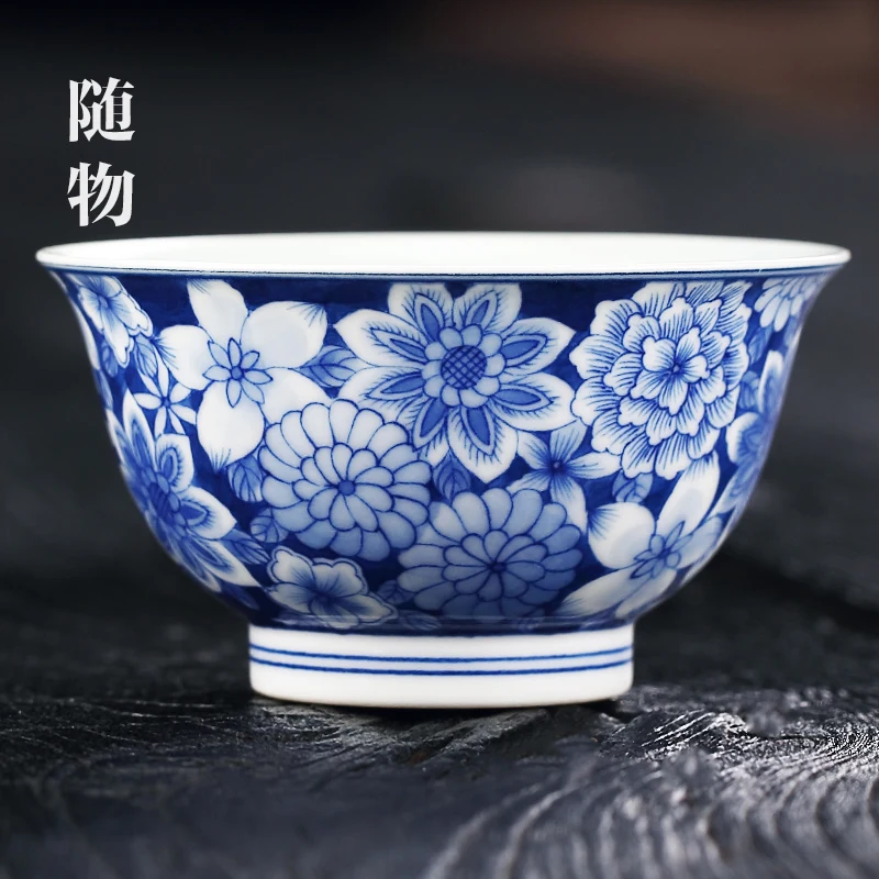 Jingdezhen Blue And White Porcelain Wanhua Women's Hand Pressing High Grade Master Tea Personal Single Cup Ceramic