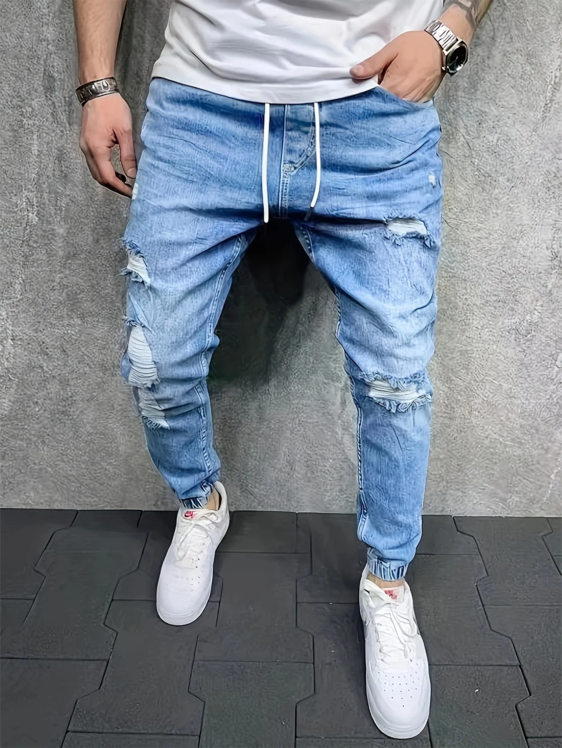 Jeans elásticos leves e justos masculinos |   Azul claro com design rasgado, estilo de rua casual versátil |   Mistura de algodão para todos S