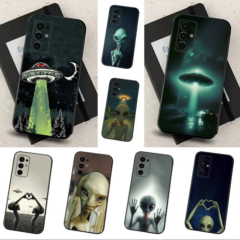외계인 디자인 스마트폰 케이스 이미지