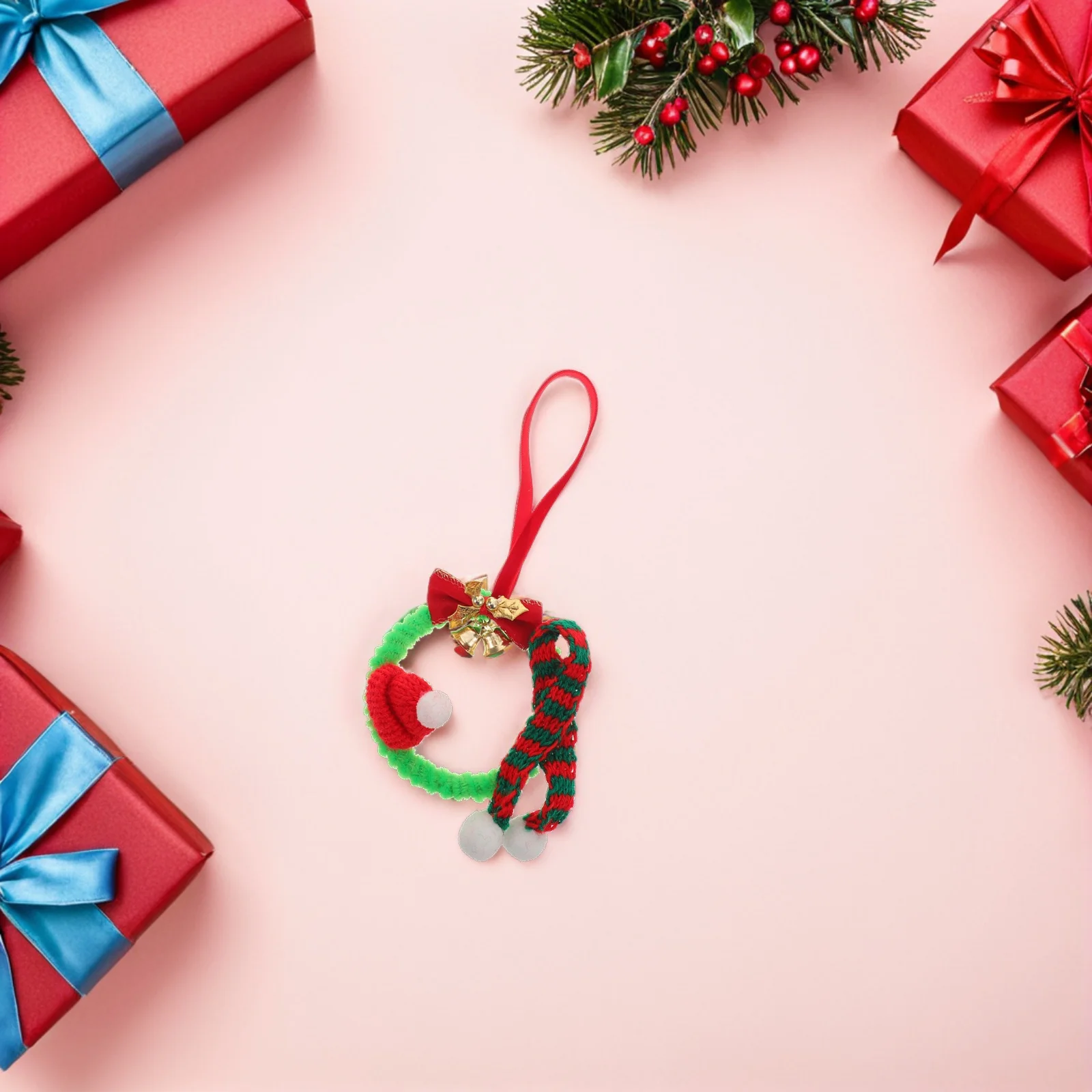 

4Pcs Christmas Mini Wreaths Green Artificial Small Wreaths for Door Window Kitchen Holiday Indoor Decor Seasonal Xmas Garland