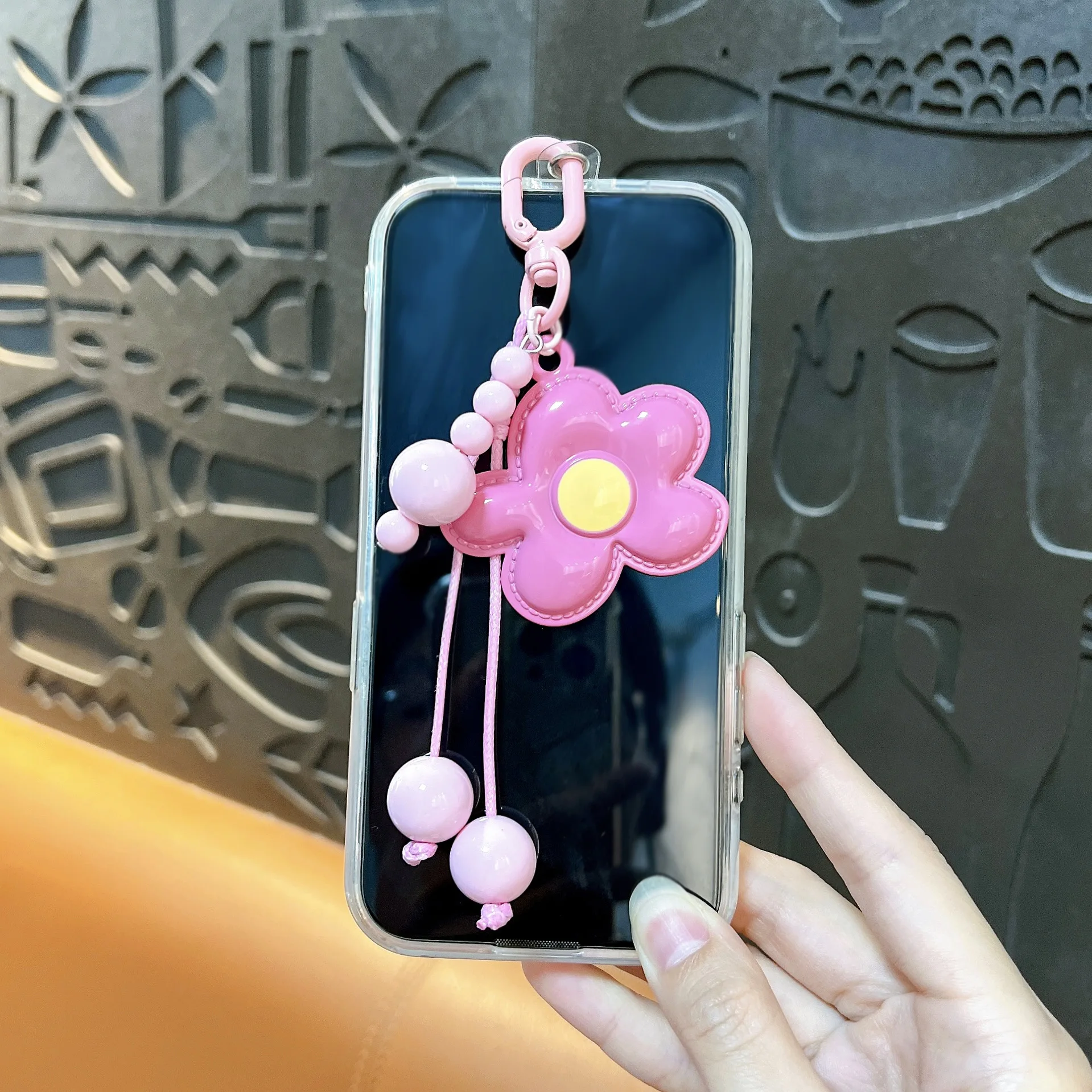 Candy Color Flower Alloy Keyring Phone Chamrs Pendant for Women Girl Simple Handbag Mobile Phone Keychain Accessory Gifts