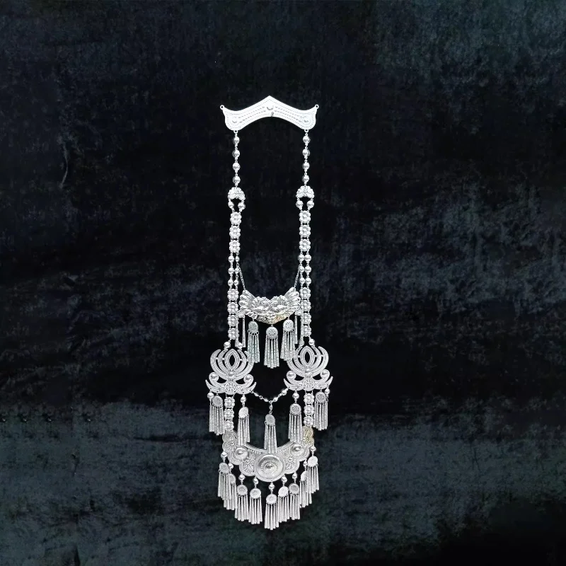 

Chinese Yi Ethnic Characteristics Dance Performance Silver Necklace Collar