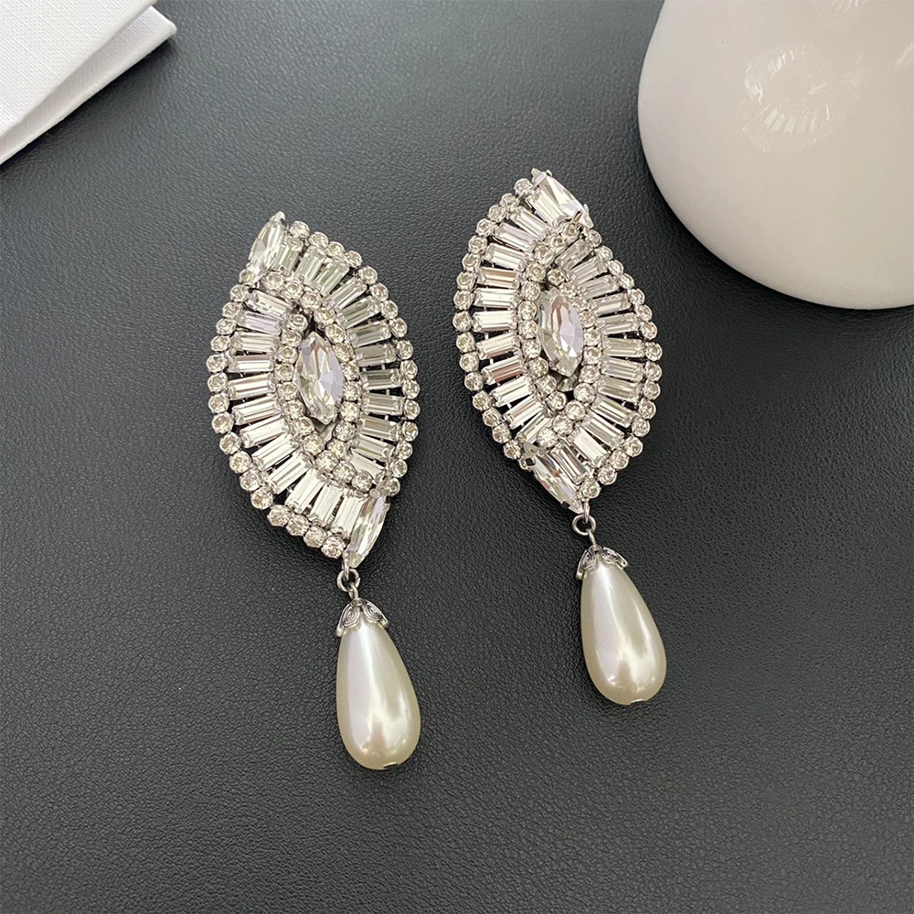 To Reines Europe Designer Brand Fashion Irregularity Geometry Crystal Ear Clip Earrings Women Hight Quality Luxury  Jewelry