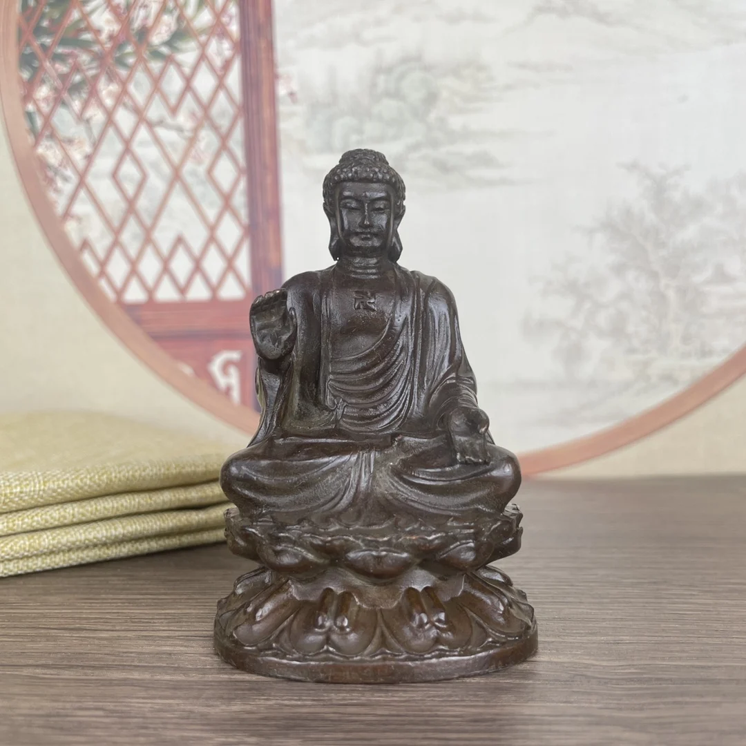 

Metal statues Tathagata Buddha . 8cm W 5.2cm H 9cm W 272g