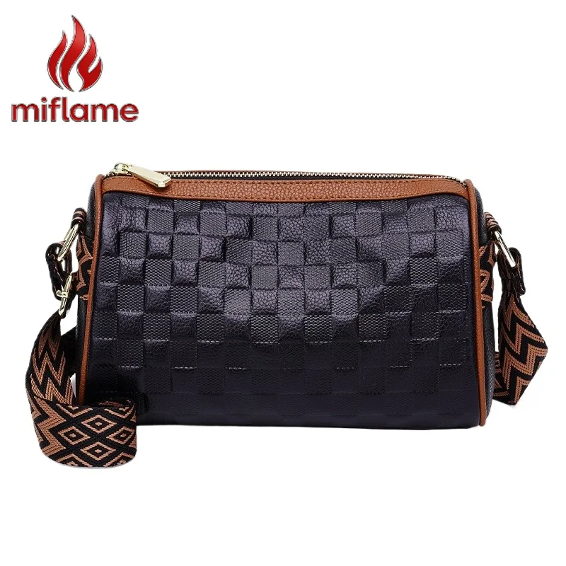 

Женская стеганая круглая сумка через плечо с широким ремнем, стильная повседневная сумка с текстурной отделкой