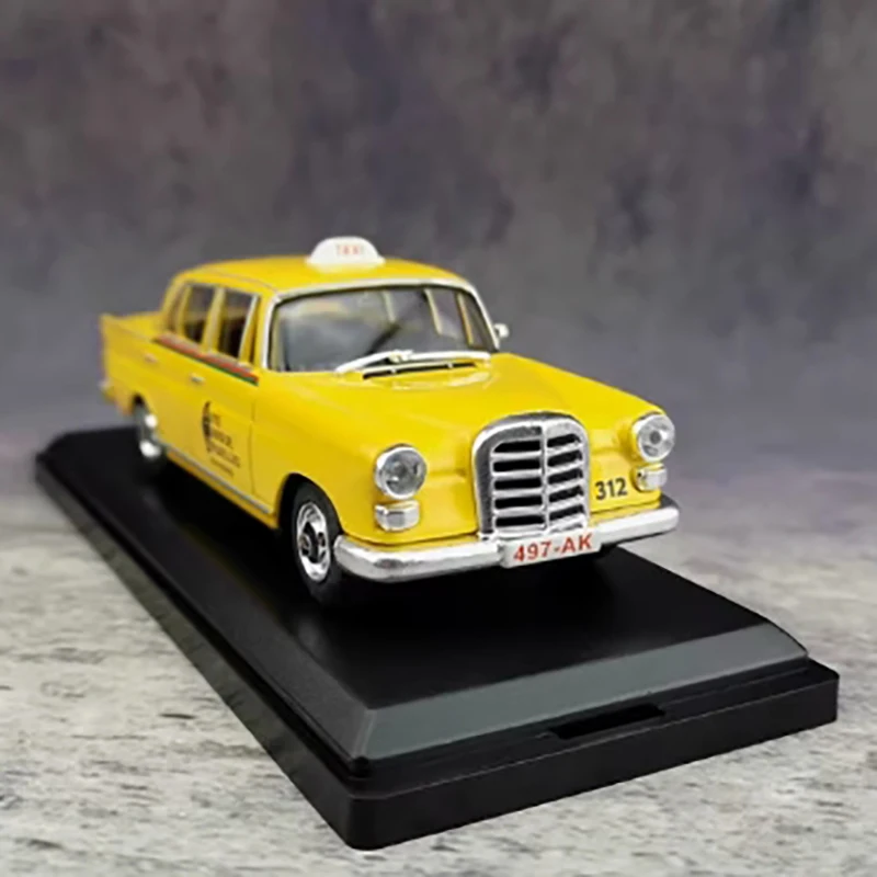 

Совершенно новая распродажа, масштаб 1:43, такси, винтажный автомобиль, модель автомобиля из сплава, имитация готового продукта, 200D орнамент, подарок, коллекция для хобби