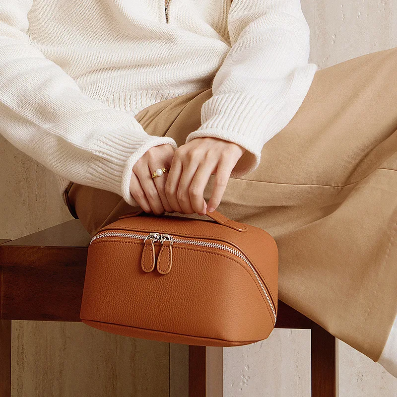 

New Leather Storage Bag, Exquisite Multi functional Leather Travel Makeup Bag, Women's Cowhide Compact Portable Toilet Bag