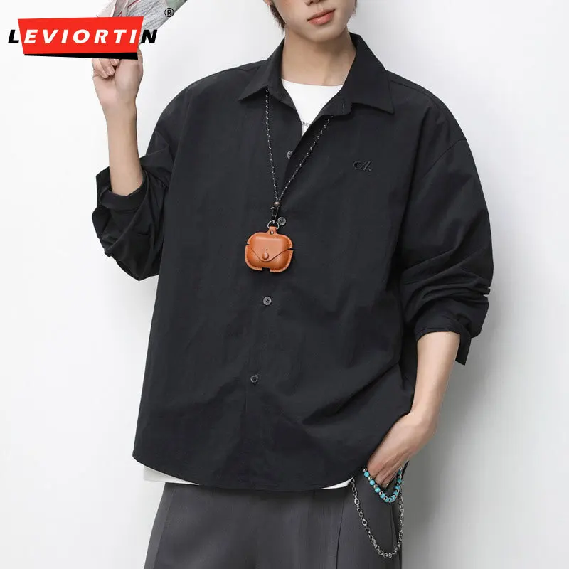 

2025 Мужская весенне-осенняя молодежная модная однотонная свободная и универсальная рубашка с длинным рукавом из натурального микроплиссера