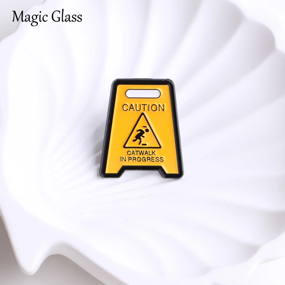 Caution Catwalk In Progress Enamel Pin, Funny Yellow Warning Sign Lapel Brooch, Humor Slogan Badge Backpack Clothing Decor Gift