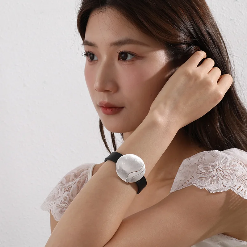 

DIY accessories new leather bracelet geometric brushed women's batch + fashion alloy new bracelet bracelet