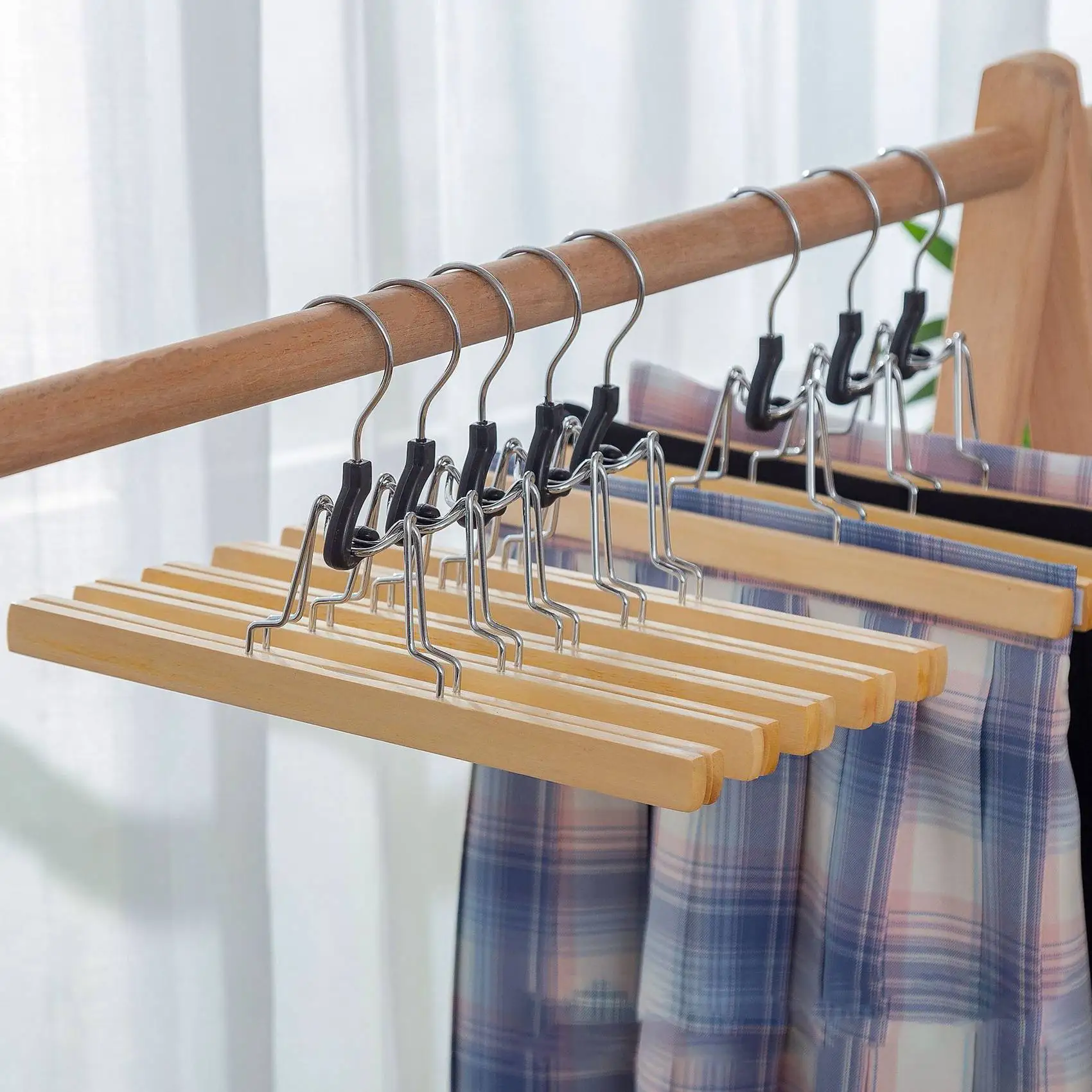 

A71Z 10 Pcs Grade Wooden Pants Hanger with Clips Non Slip Skirt Hanger with 360° Swivel Hook