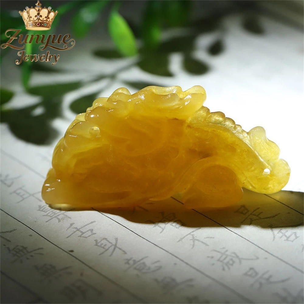 Gelber Drache Jade Dreidimensionaler Sternzeichen-Drachen-Anhänger Luxus-Qualitätsschmuck Modeschmuck Exquisite elegante Charms Geschenk