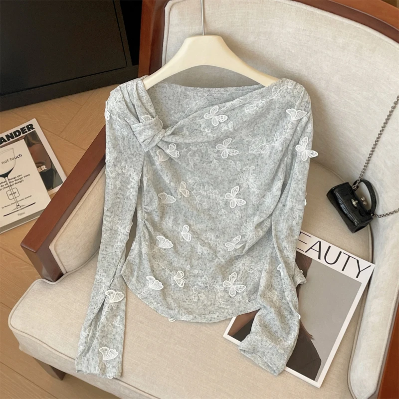 Bomon fashion sweet women's three-dimensional butterfly knitted small shirt women's thin autumn diagonal collar long sleeve top