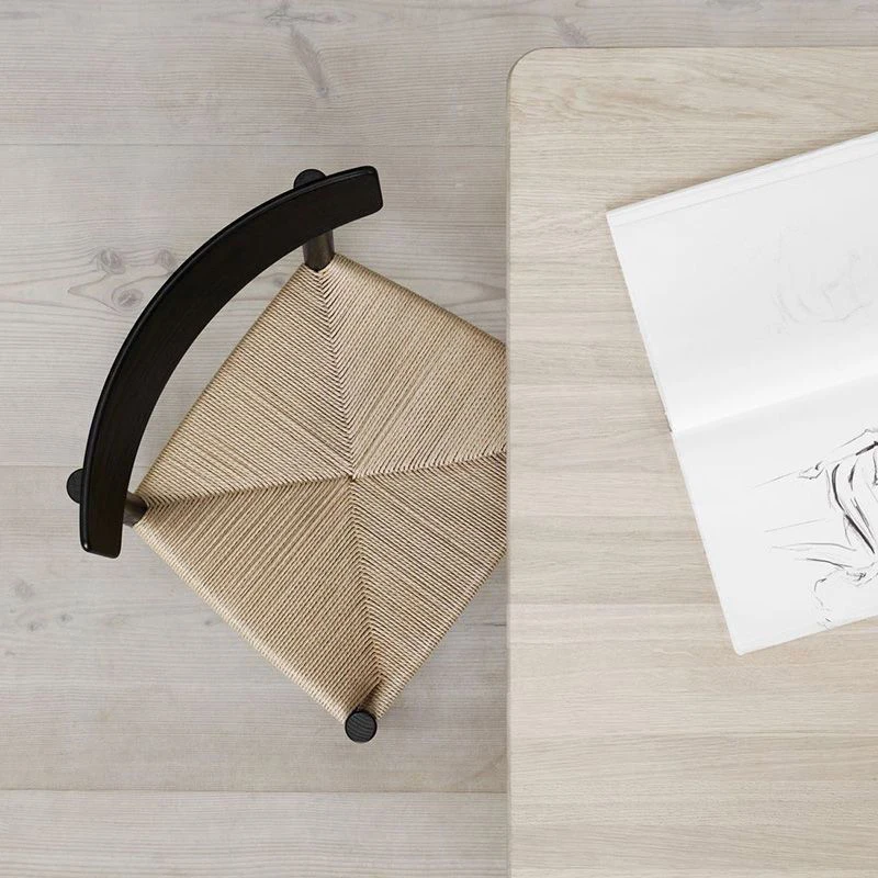 Sedia da pranzo in legno Sedie per tessitura in corda di paglia retrò Mobili interni portatili creativi Sedia da pranzo Sedie dal design artistico semplice