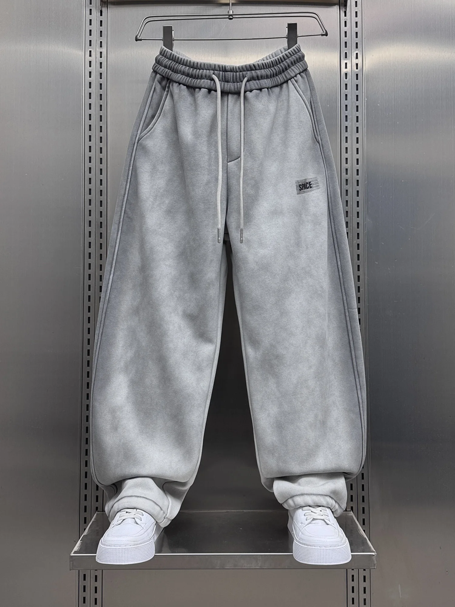 

Мужские модные спортивные брюки прямого кроя с флисовой подкладкой, широкие повседневные брюки-карго, зима 2025, новинка, универсальные, свободные