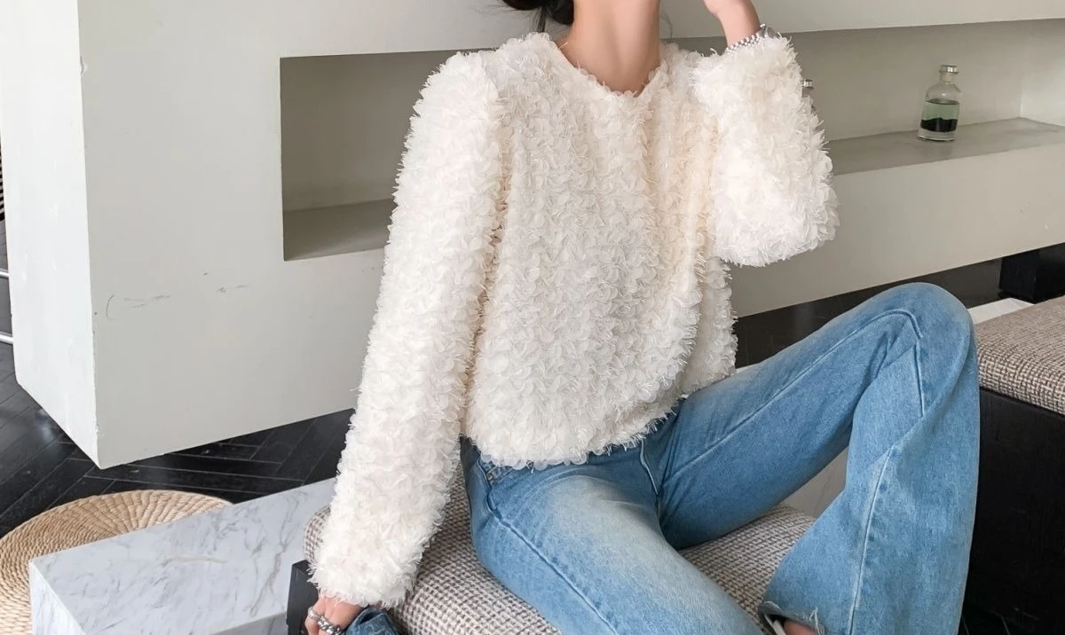 

Women's Heavy Duty Petal Long Sleeve Outerwear Base Shirt Spring Short Style Solid Color Tassel Round Neck T-shirt