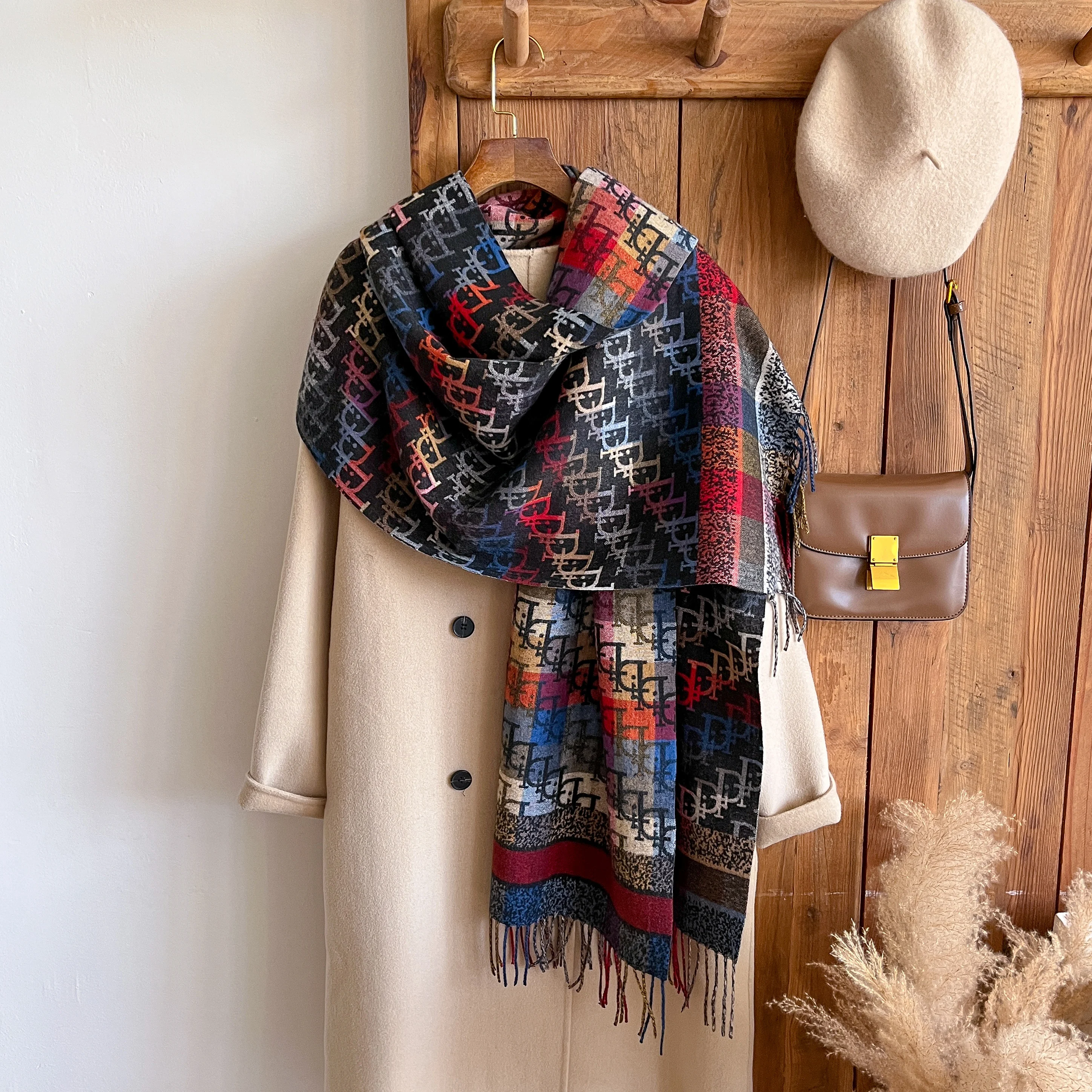 Winter Neue Marke Nationalen Stil Paisley Design Dicke Pashmina Warme Schal Lange Quaste Druck Schal Frauen Halten Warme Poncho Stolen – Detail 18