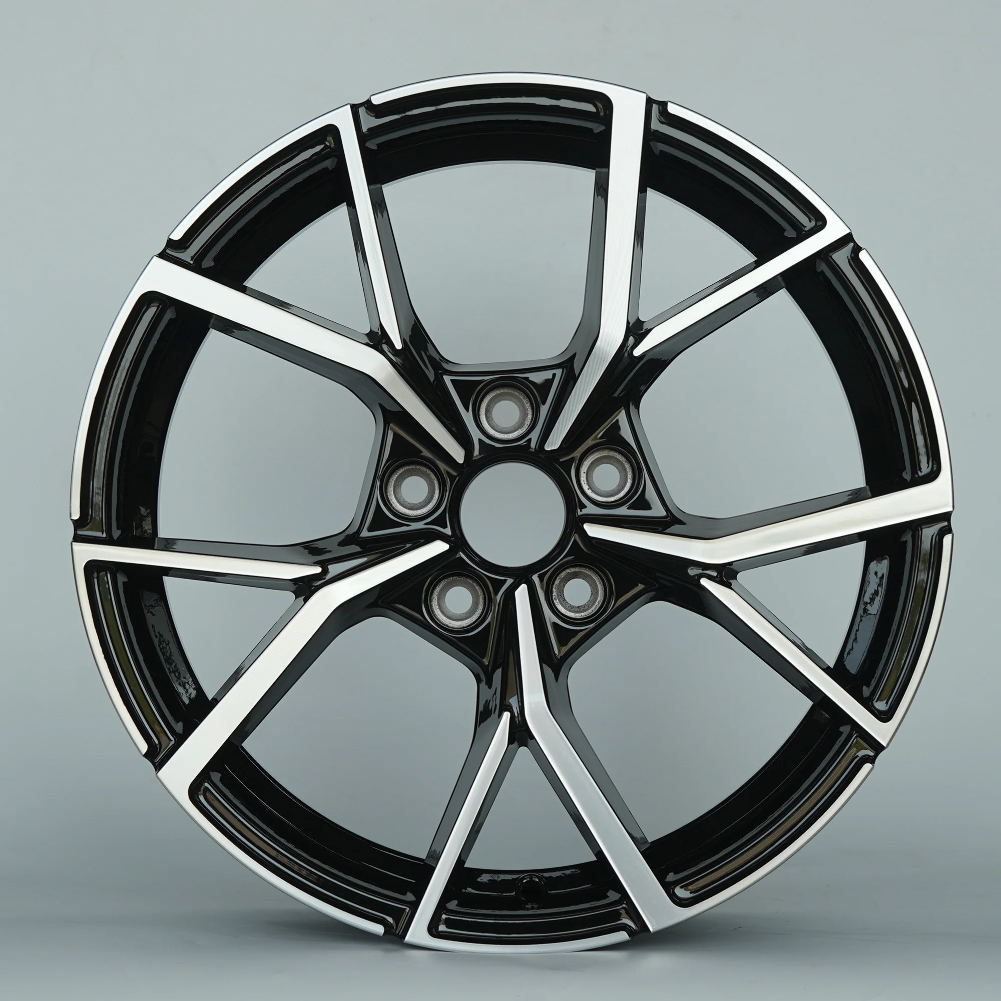 Cost Effective Multi Spoke Passenger Car Rim Premium 17 Inch Alloy Wheel Rim for