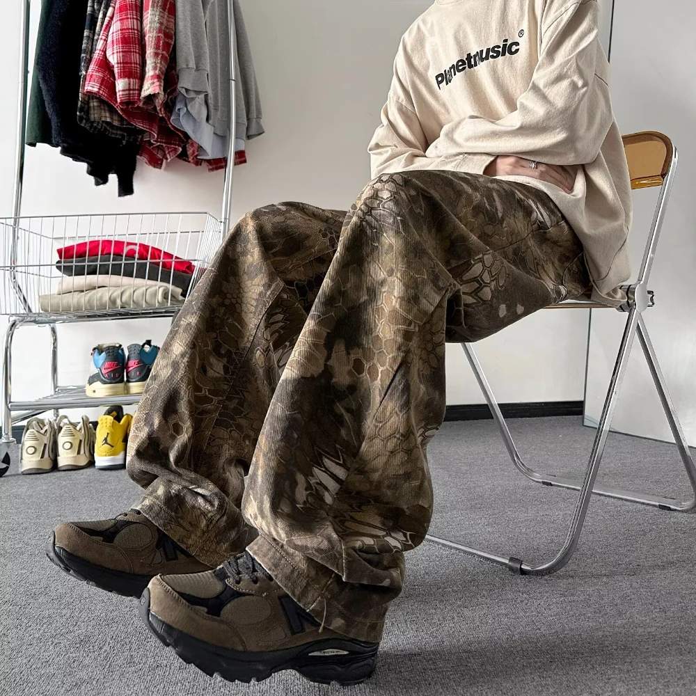 American Vintage Camouflage Pants Snake Animal Print jeans for Men Wide Leg Jeans Male Streetwear Hip Hop Demin Trousers