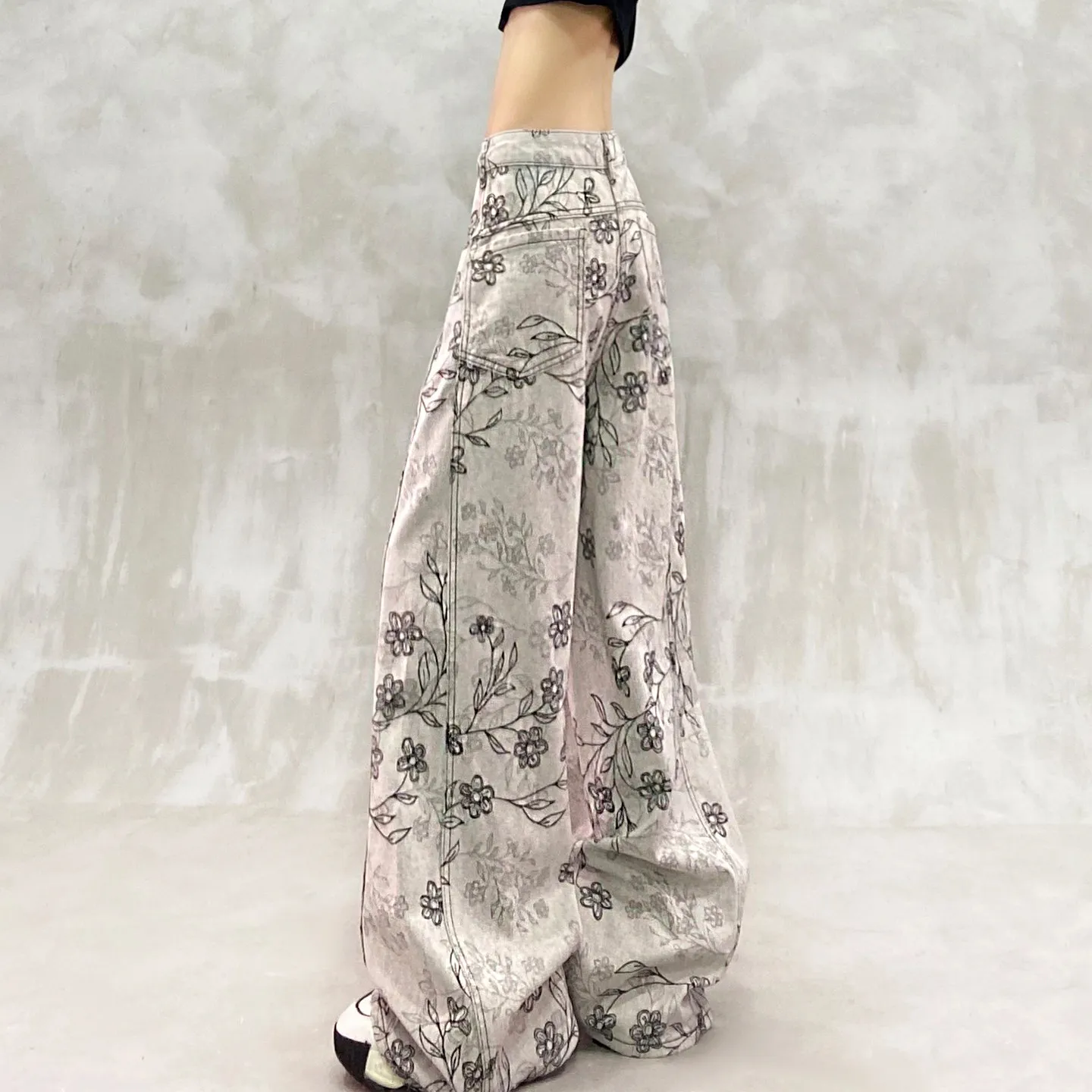 Jacquard Denim Pants for Women Washed High Rise Wide Leg Jeans with Draped Texture and Relaxed Straight Cut for Daily Outfits