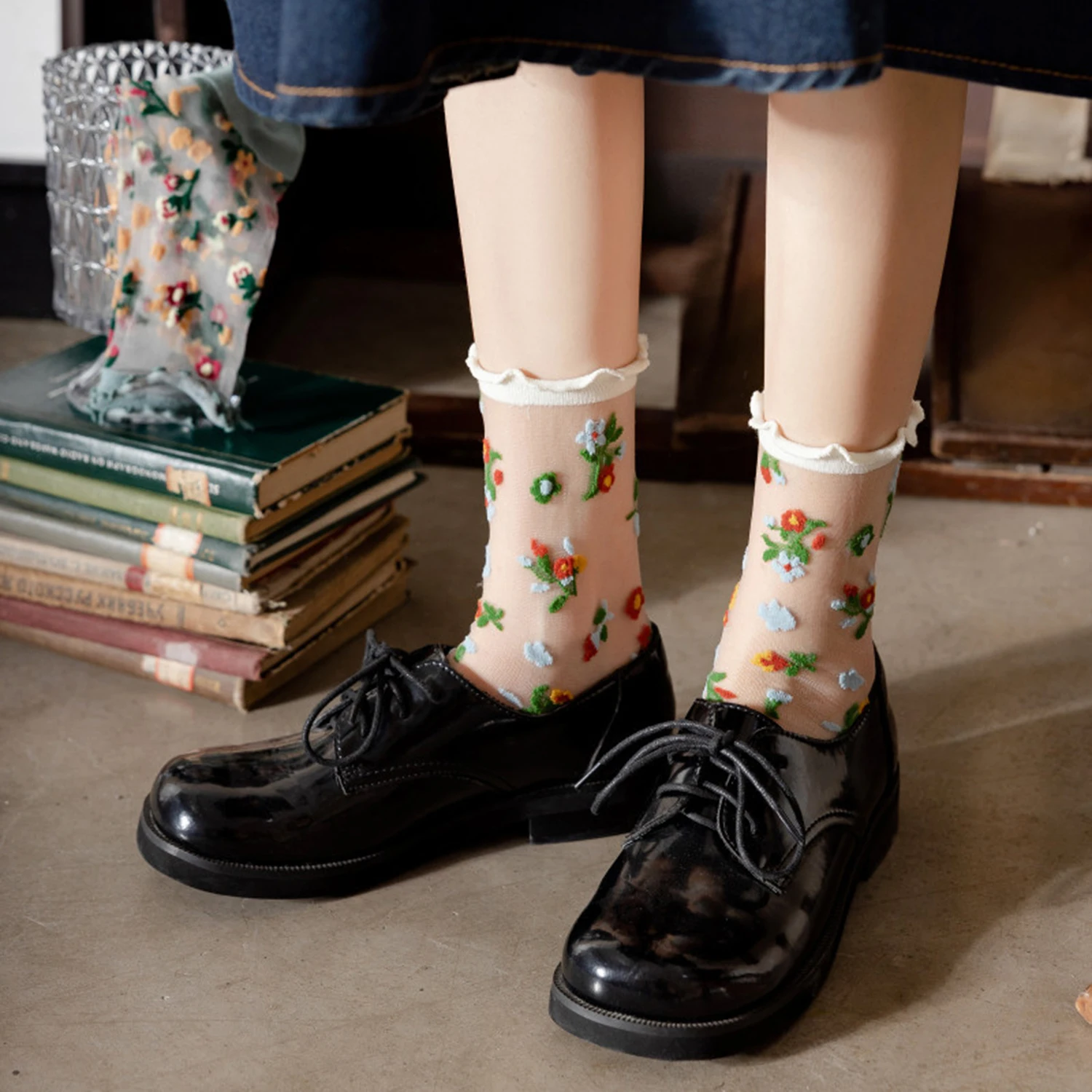 5 Pairs/Set Women\'s Summer Ultra-Thin Transparent Crystal Silk Ruffle Socks Harajuku Vintage Floral Embroidery Long Socks