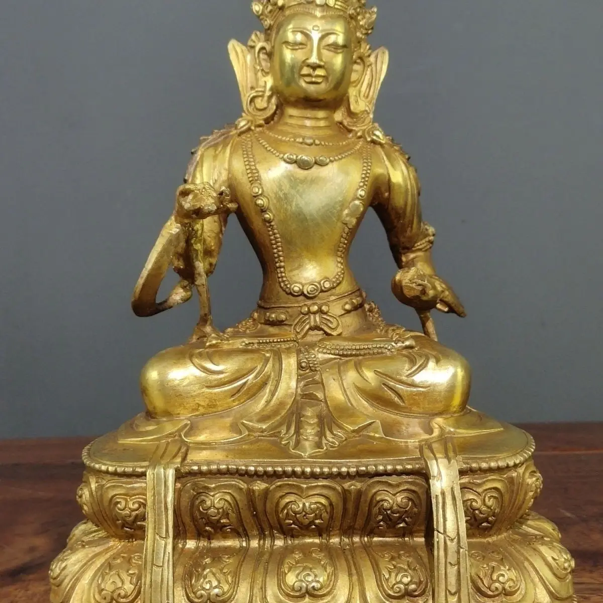 Tibetan Buddhist Goddess of Compassion White Tara Ornament Decoration Tea Pet Figurines Desk Decor Accessories