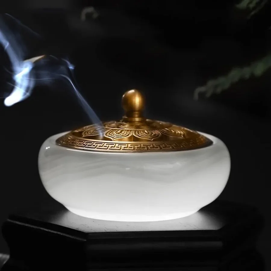 

Ornament Incense Burner Decoration Ceramic Jade Oriental Incense Burner Modern Traditional Portable Round Incensario Room Decor