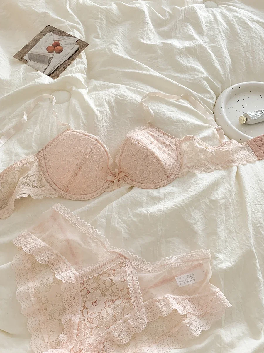 

Милое сексуальное нижнее белье для девочек, комплект с бюстгальтером, кружевное удобное дышащее нижнее белье с цветочным принтом, трусы, костюм с бантом, студенческие треугольные брюки