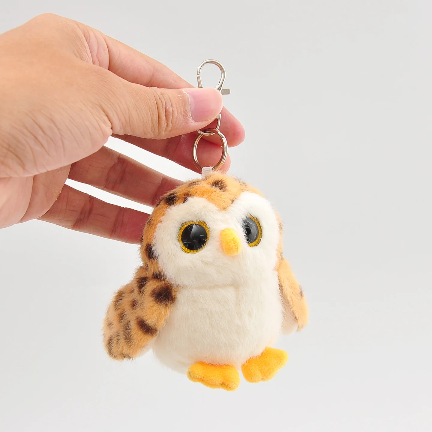 Realistic Owl Plush Bag Pendant Keychain Cute Stuffed Zoo Animal Doll with Lobster Clasp Fluffy Nice Claw Machine Doll Gift view 5