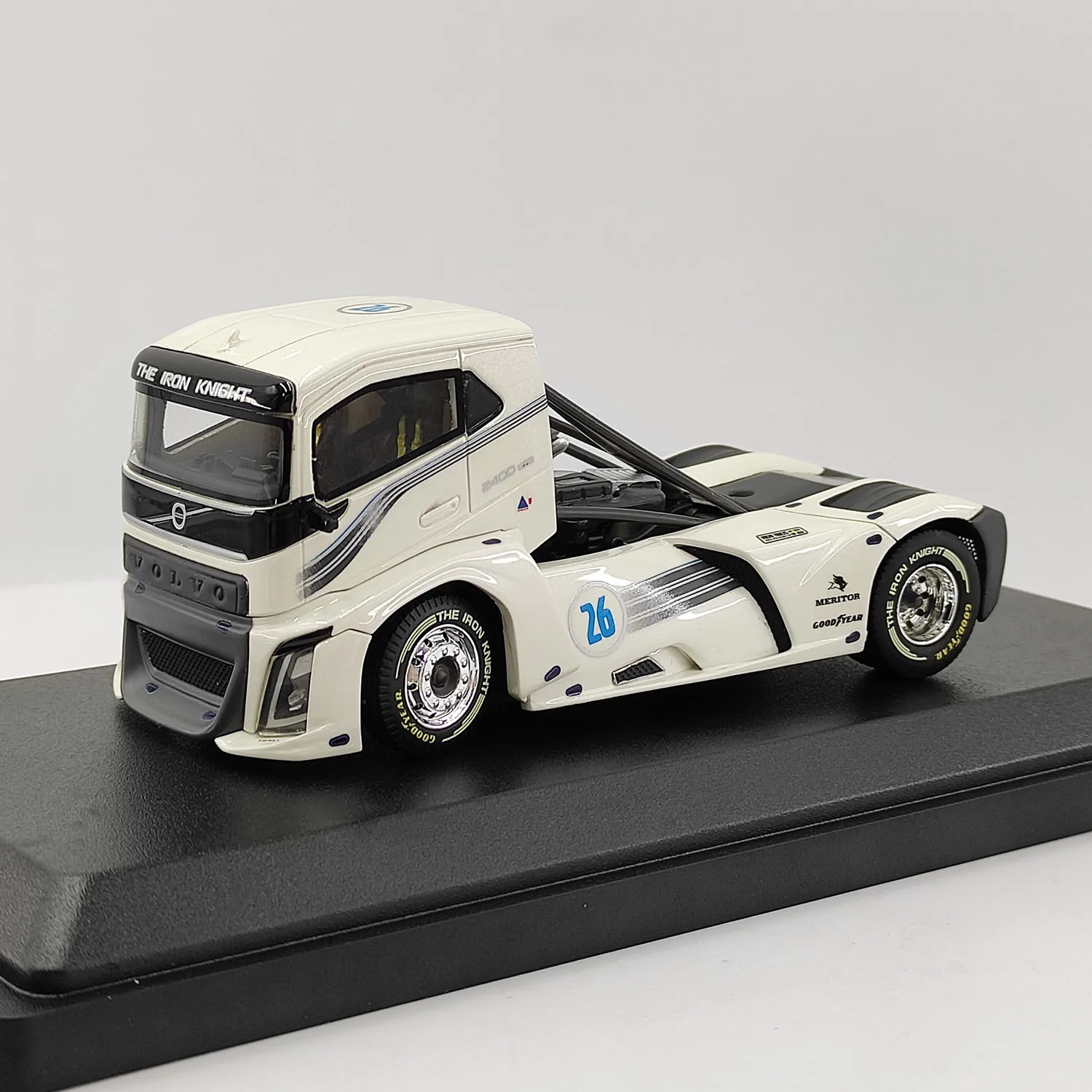 Tekno 1:50 Scale IRON KNIGHT Volvo Racing Truck Resin Car Model