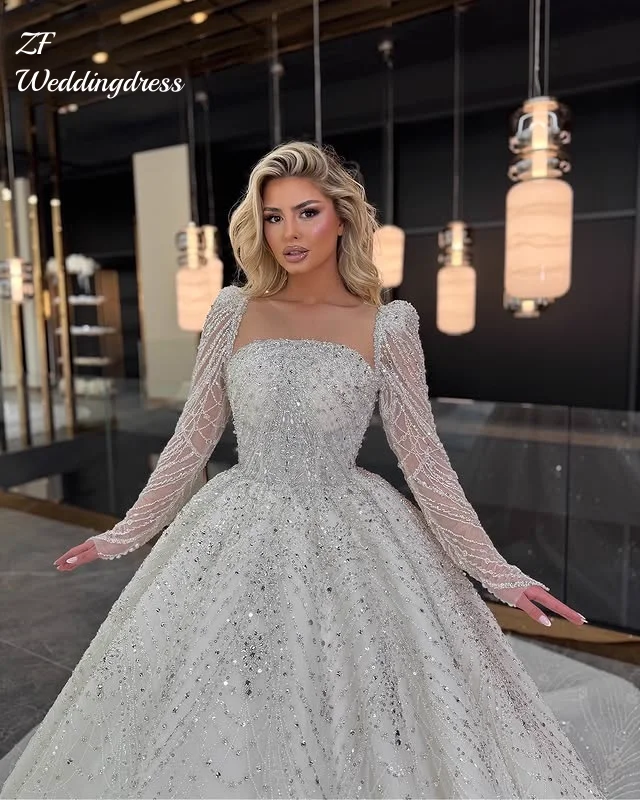 Customized grand and elegant court square collar wind beaded embroidery puffy skirt wedding dress Vestido De Noiva